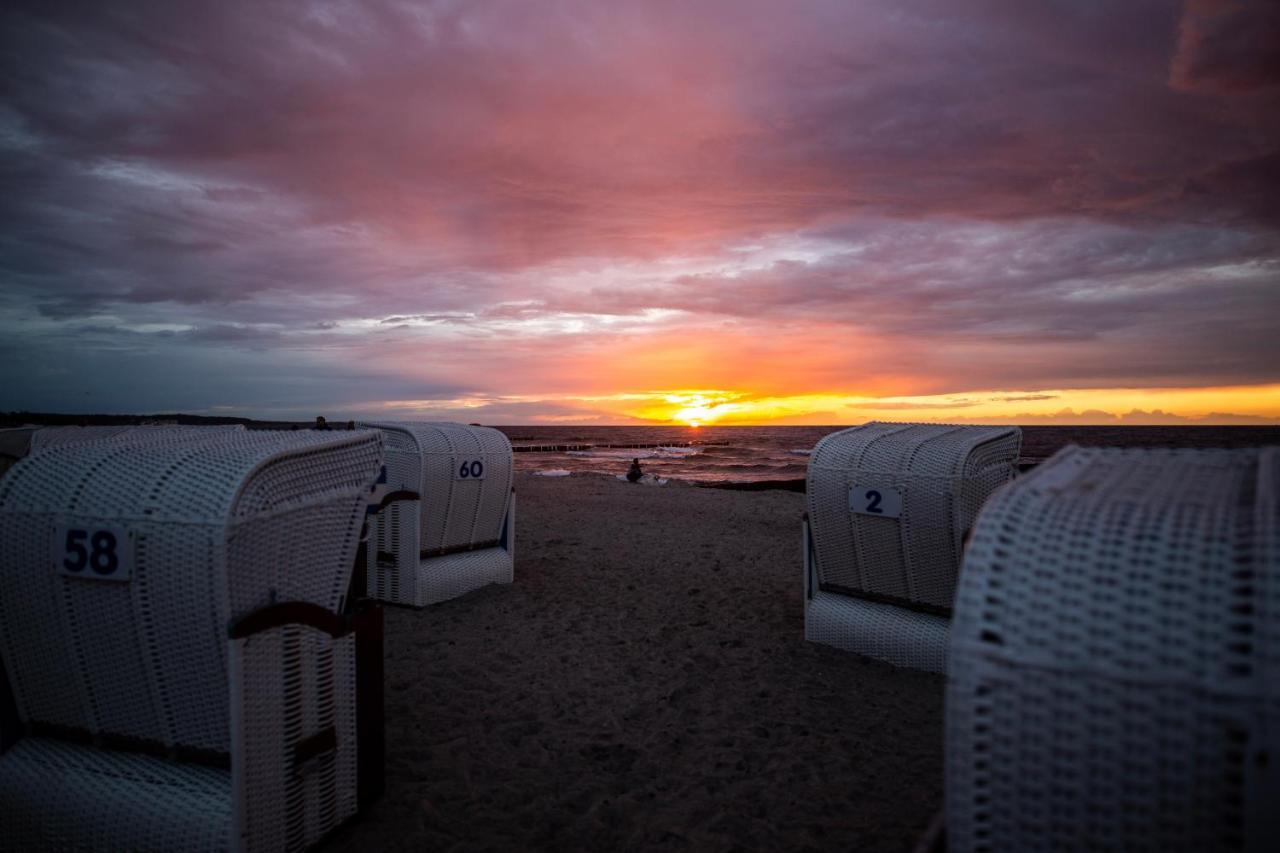 Aparthotel Waterkant Suites - Fewos Am Meer Mit Spa Börgerende-Rethwisch Exteriör bild
