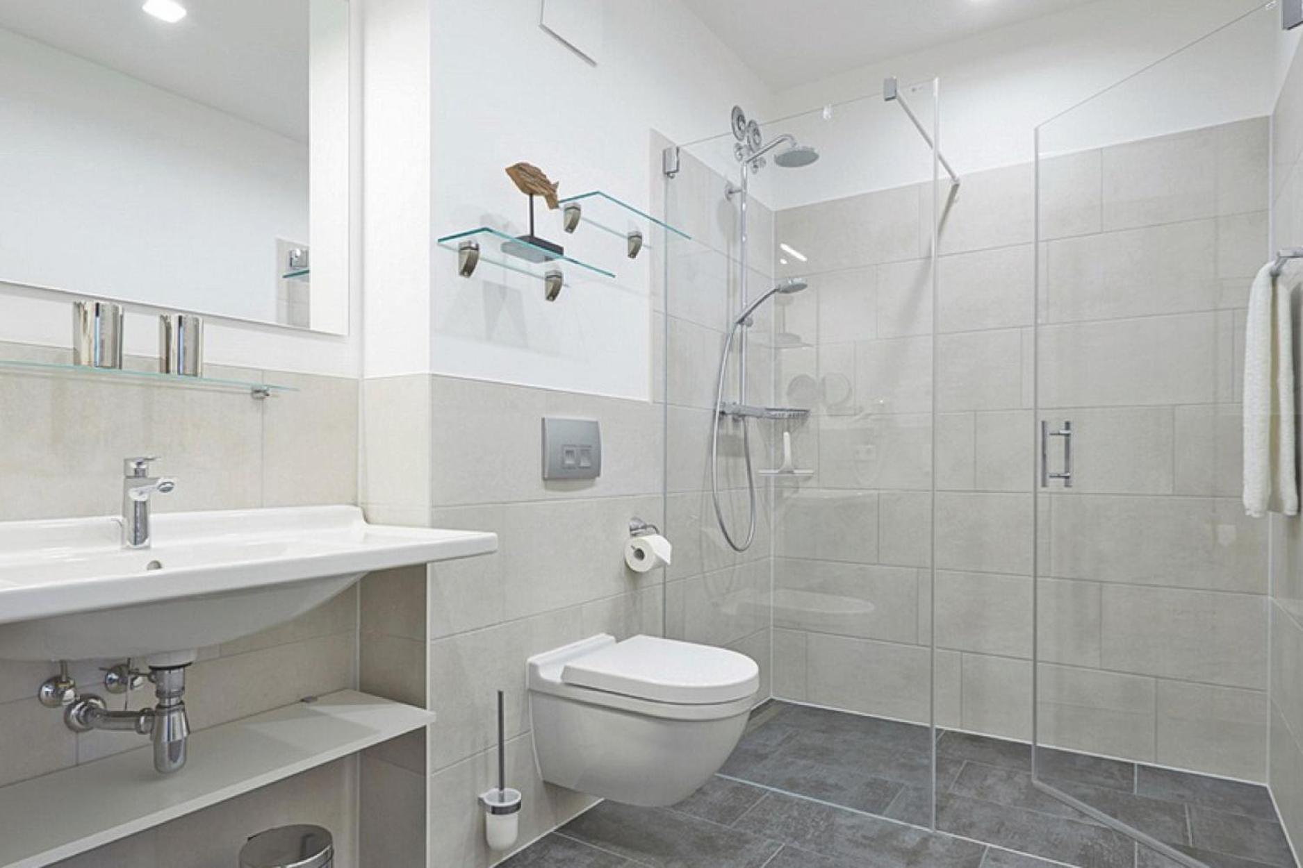Aparthotel Waterkant Suites - Fewos Am Meer Mit Spa Börgerende-Rethwisch Rum bild